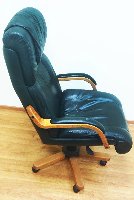 кресло офисное кожаное 4100р
